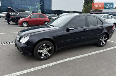 Седан Mercedes-Benz C-Class 2006 в 