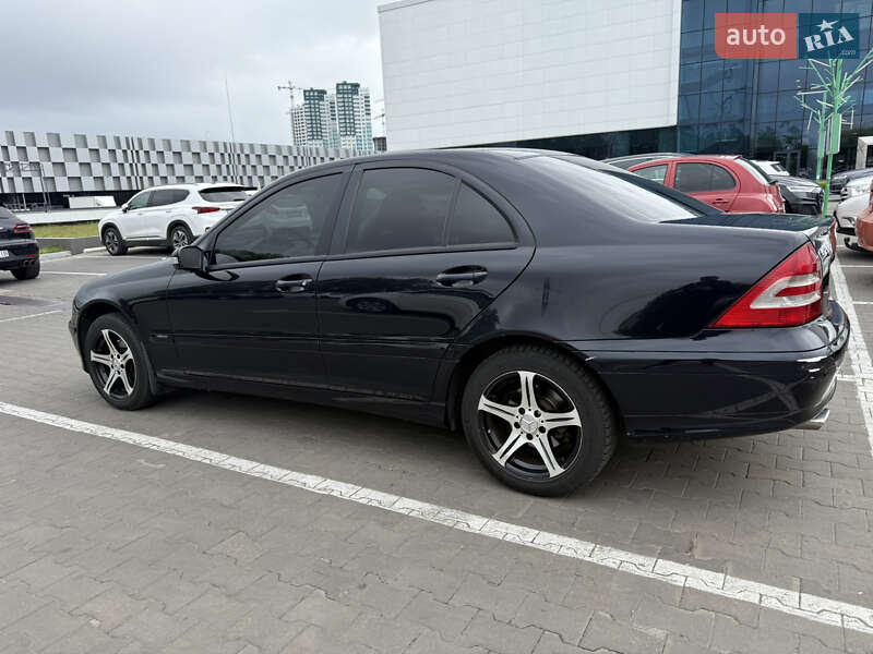 Седан Mercedes-Benz C-Class 2006 в Одесі