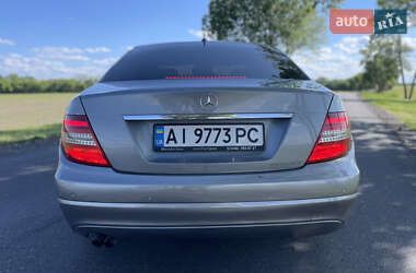 Седан Mercedes-Benz C-Class 2011 в 