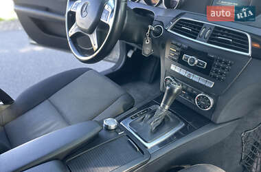 Седан Mercedes-Benz C-Class 2011 в 