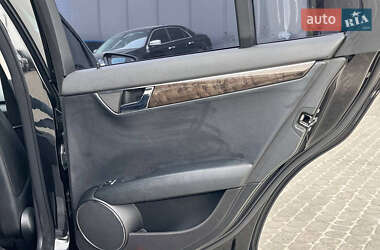Седан Mercedes-Benz C-Class 2008 в 