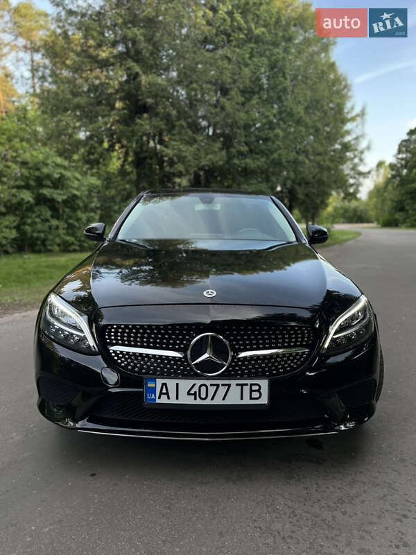 Mercedes-Benz C-Class 2019