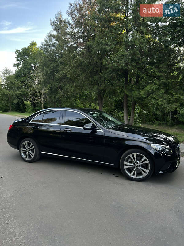 Седан Mercedes-Benz C-Class 2019 в Киеве