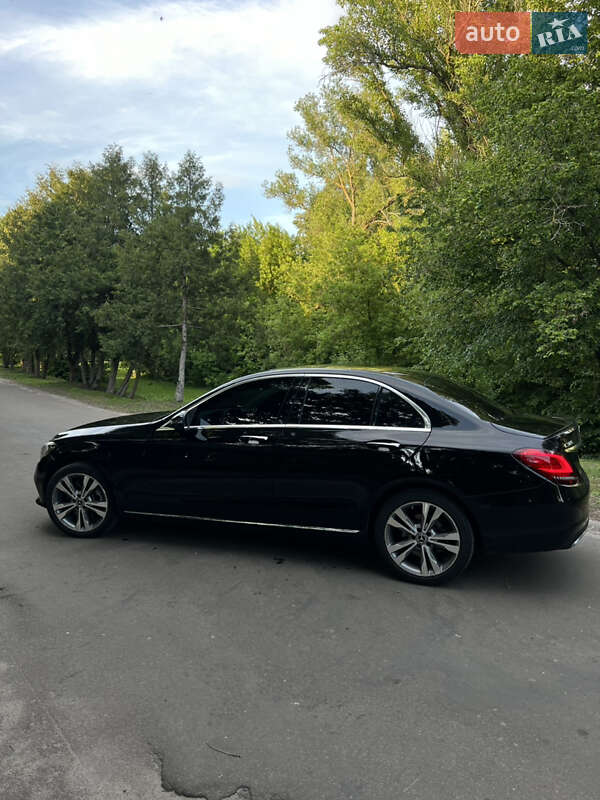 Седан Mercedes-Benz C-Class 2019 в Киеве