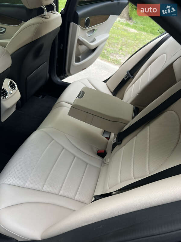 Седан Mercedes-Benz C-Class 2019 в Киеве
