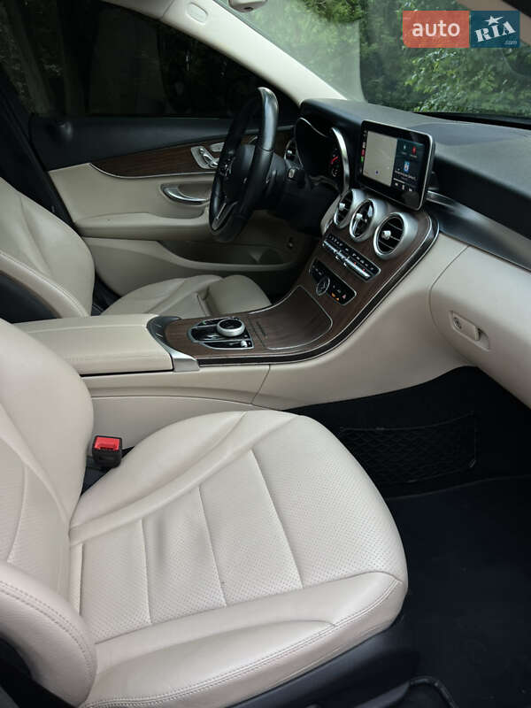 Седан Mercedes-Benz C-Class 2019 в Киеве