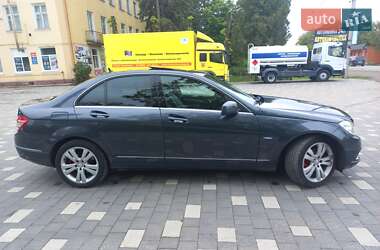 Седан Mercedes-Benz C-Class 2010 в 