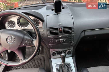 Седан Mercedes-Benz C-Class 2008 в 