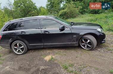 Универсал Mercedes-Benz C-Class 2011 в 