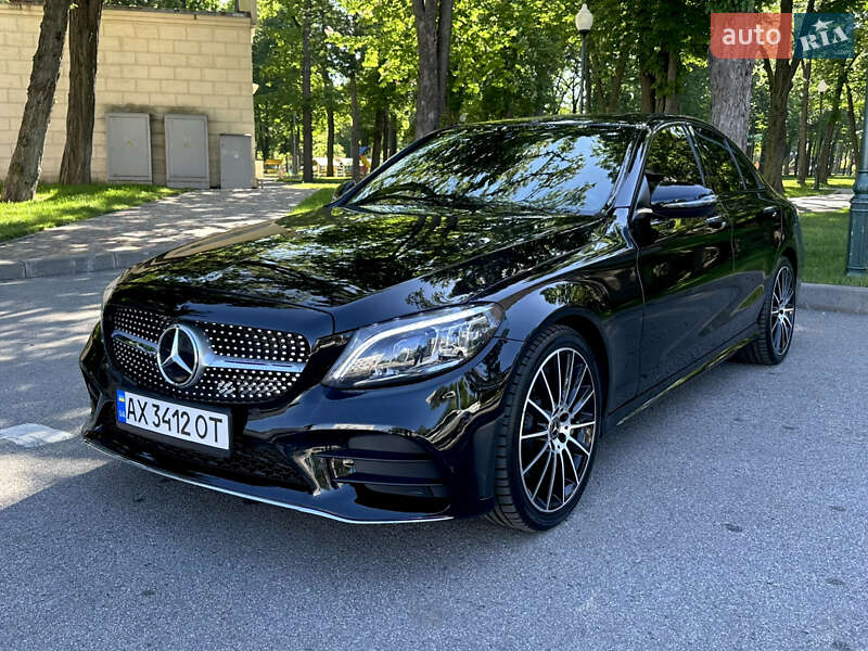 Mercedes-Benz C-Class 2017