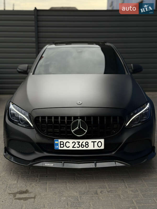 Седан Mercedes-Benz C-Class 2017 в 