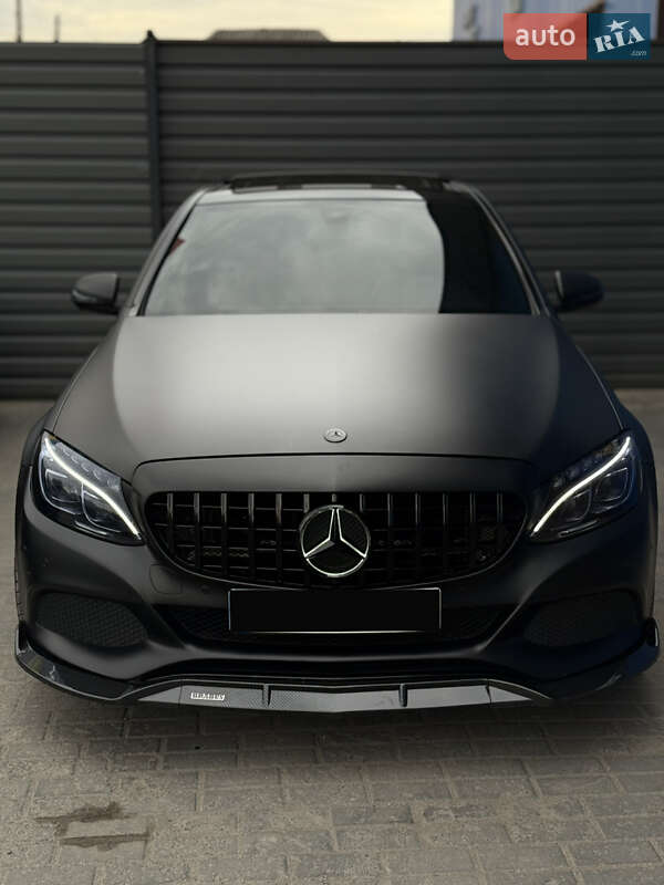 Седан Mercedes-Benz C-Class 2017 в Дніпрі