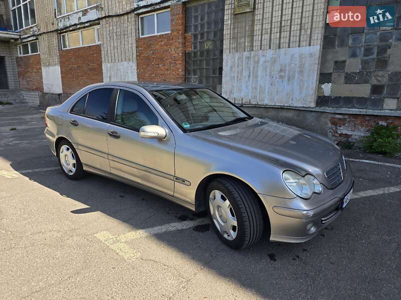 Седан Mercedes-Benz C-Class 2005 в Калинівці