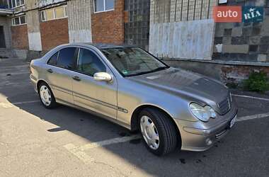 Седан Mercedes-Benz C-Class 2005 в 