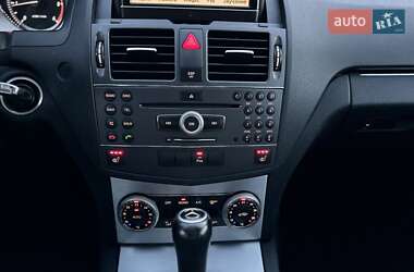 Універсал Mercedes-Benz C-Class 2010 в 
