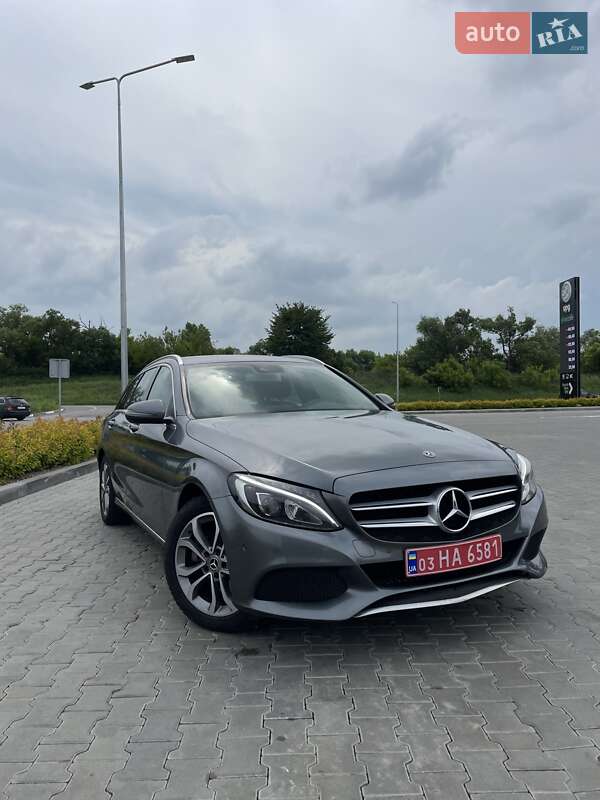 Універсал Mercedes-Benz C-Class 2017 в Стрию