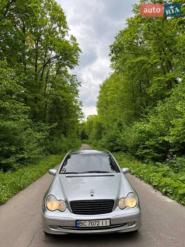 Седан Mercedes-Benz C-Class 2002 в Бориславі