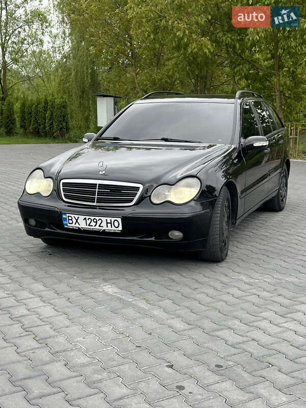 Універсал Mercedes-Benz C-Class 2002 в 