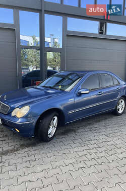 Седан Mercedes-Benz C-Class 2002 в 