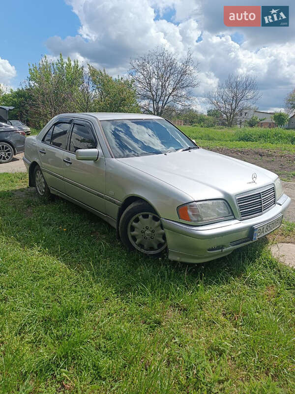 Седан Mercedes-Benz C-Class 1999 в Кропивницком