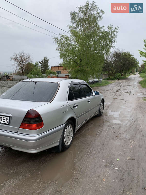 Седан Mercedes-Benz C-Class 1999 в Кропивницком