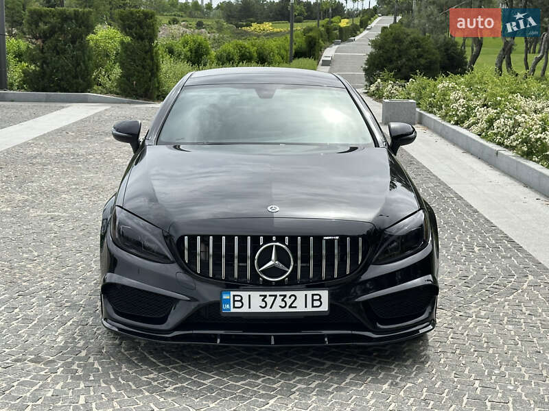 Купе Mercedes-Benz C-Class 2018 в Дніпрі