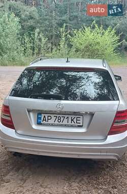 Универсал Mercedes-Benz C-Class 2011 в 