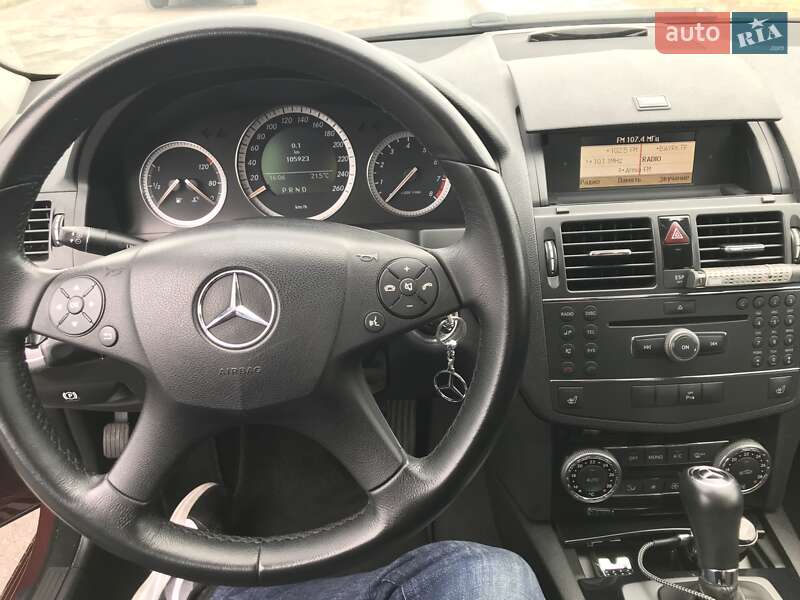 Седан Mercedes-Benz C-Class 2008 в Києві