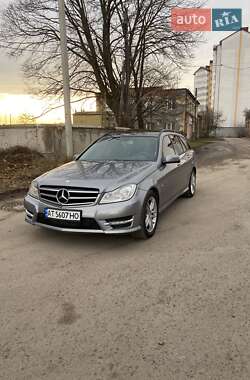 Универсал Mercedes-Benz C-Class 2012 в 