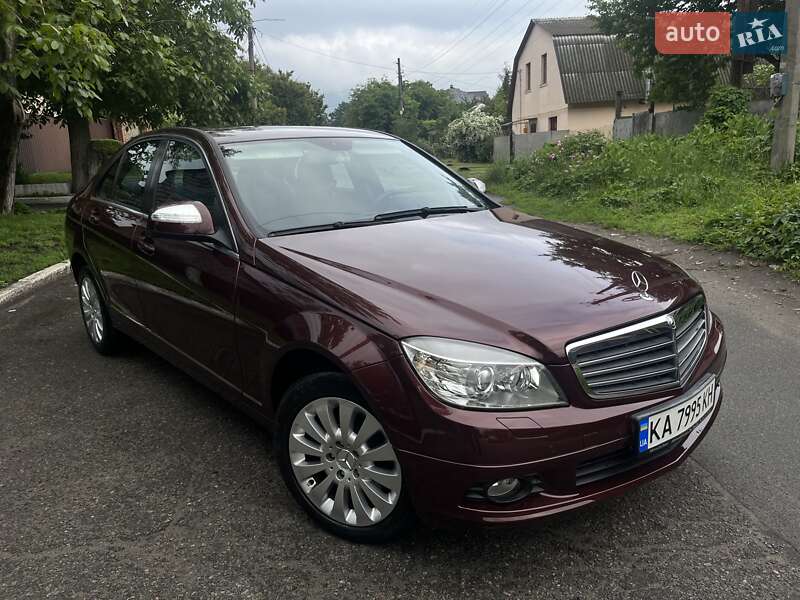 Седан Mercedes-Benz C-Class 2008 в Києві
