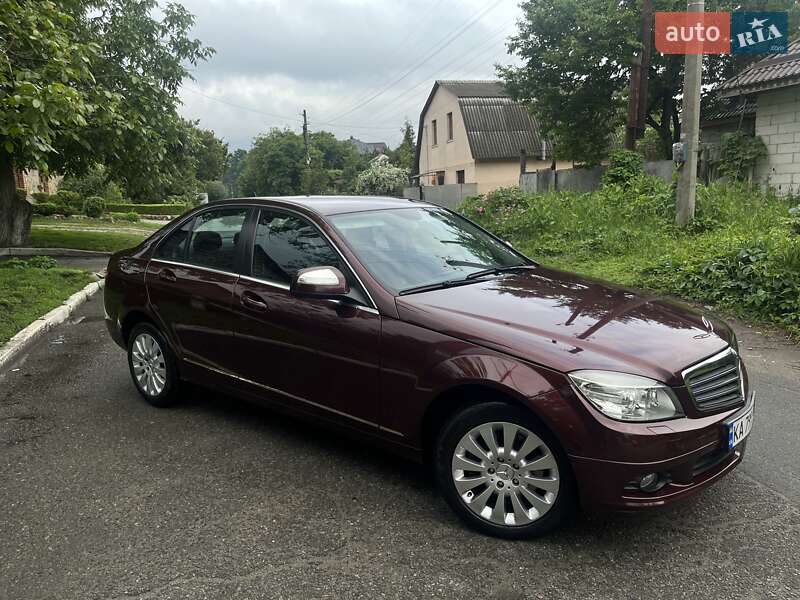 Седан Mercedes-Benz C-Class 2008 в Києві