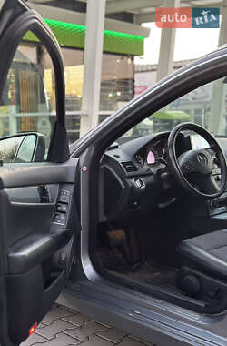 Универсал Mercedes-Benz C-Class 2011 в 