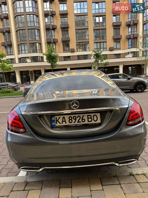 Седан Mercedes-Benz C-Class 2017 в Києві