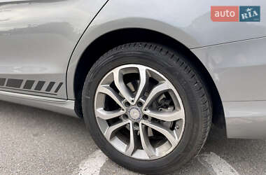Седан Mercedes-Benz C-Class 2015 в 