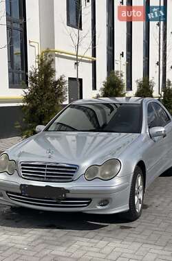 Седан Mercedes-Benz C-Class 2006 в 