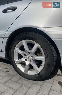 Седан Mercedes-Benz C-Class 2006 в 