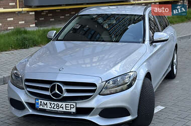 Универсал Mercedes-Benz C-Class 2015 в Житомире