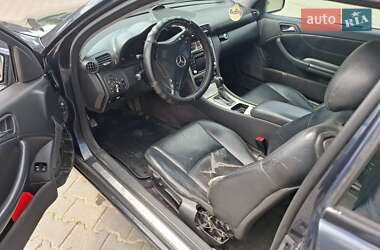Купе Mercedes-Benz C-Class 2002 в 