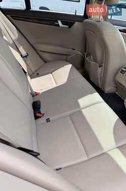 Седан Mercedes-Benz C-Class 2012 в Житомире
