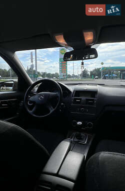 Седан Mercedes-Benz C-Class 2010 в 