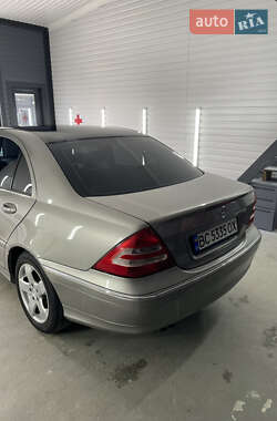 Седан Mercedes-Benz C-Class 2004 в 
