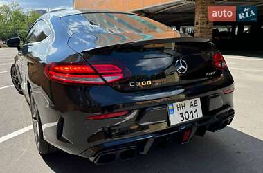 Купе Mercedes-Benz C-Class 2019 в 