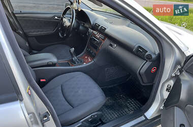 Универсал Mercedes-Benz C-Class 2003 в 