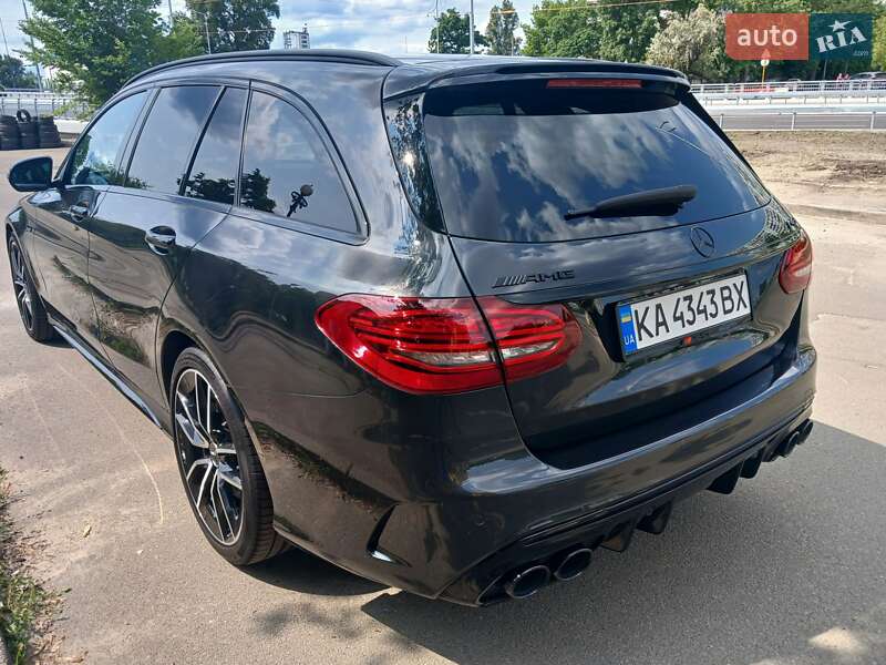 Универсал Mercedes-Benz C-Class 2019 в Киеве