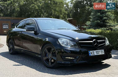 Купе Mercedes-Benz C-Class 2012 в 