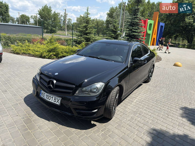 Купе Mercedes-Benz C-Class 2012 в Каменском