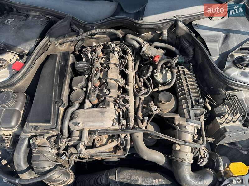 Купе Mercedes-Benz C-Class 2003 в Тернополе
