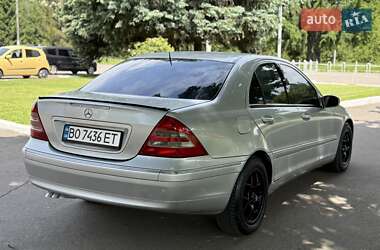 Седан Mercedes-Benz C-Class 2000 в 