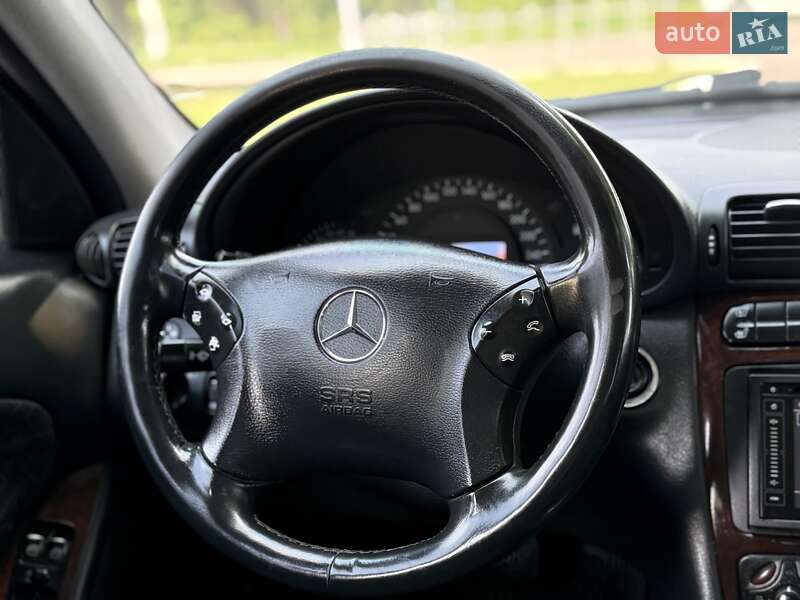Седан Mercedes-Benz C-Class 2000 в Ровно