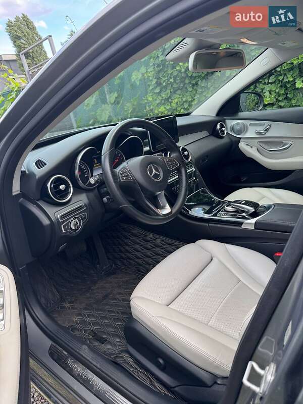 Седан Mercedes-Benz C-Class 2015 в Киеве